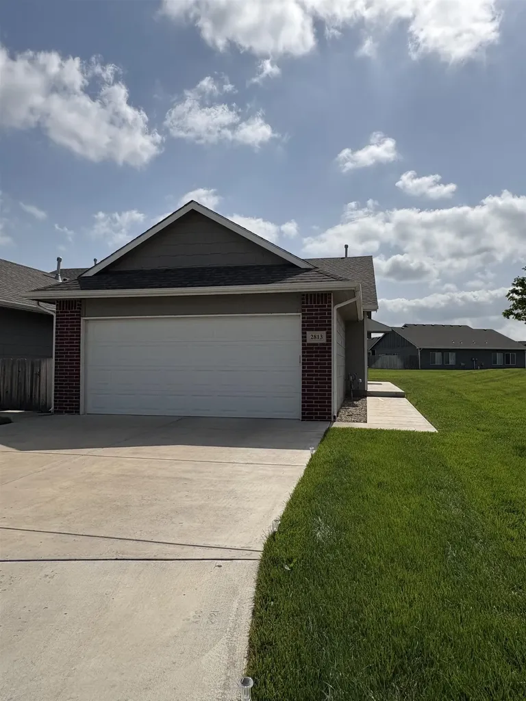 2515-2513 W 55th Street N Wichita KS 67204