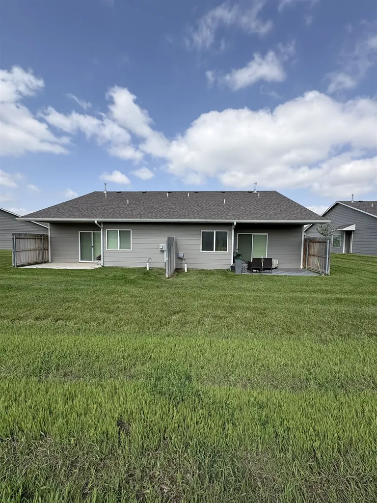2515-2513 W 55th Street N Wichita KS 67204