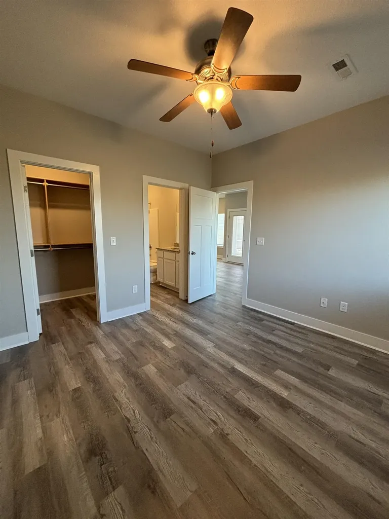 2605-2607 W 55th Street N Wichita KS 67204