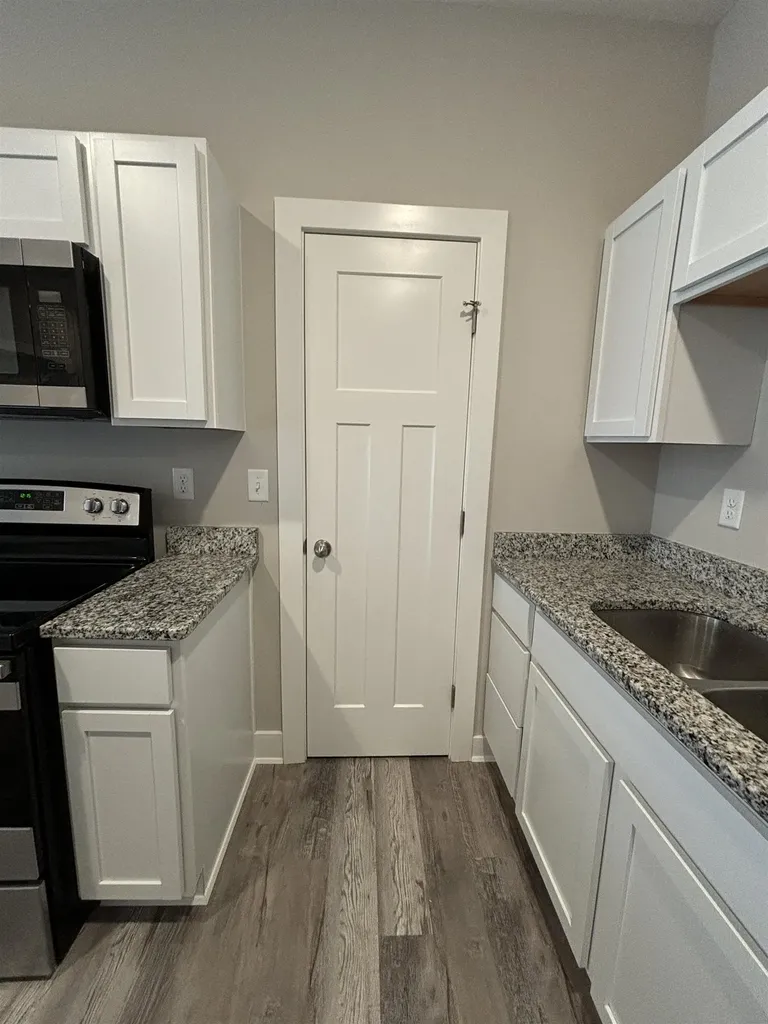 2605-2607 W 55th Street N Wichita KS 67204