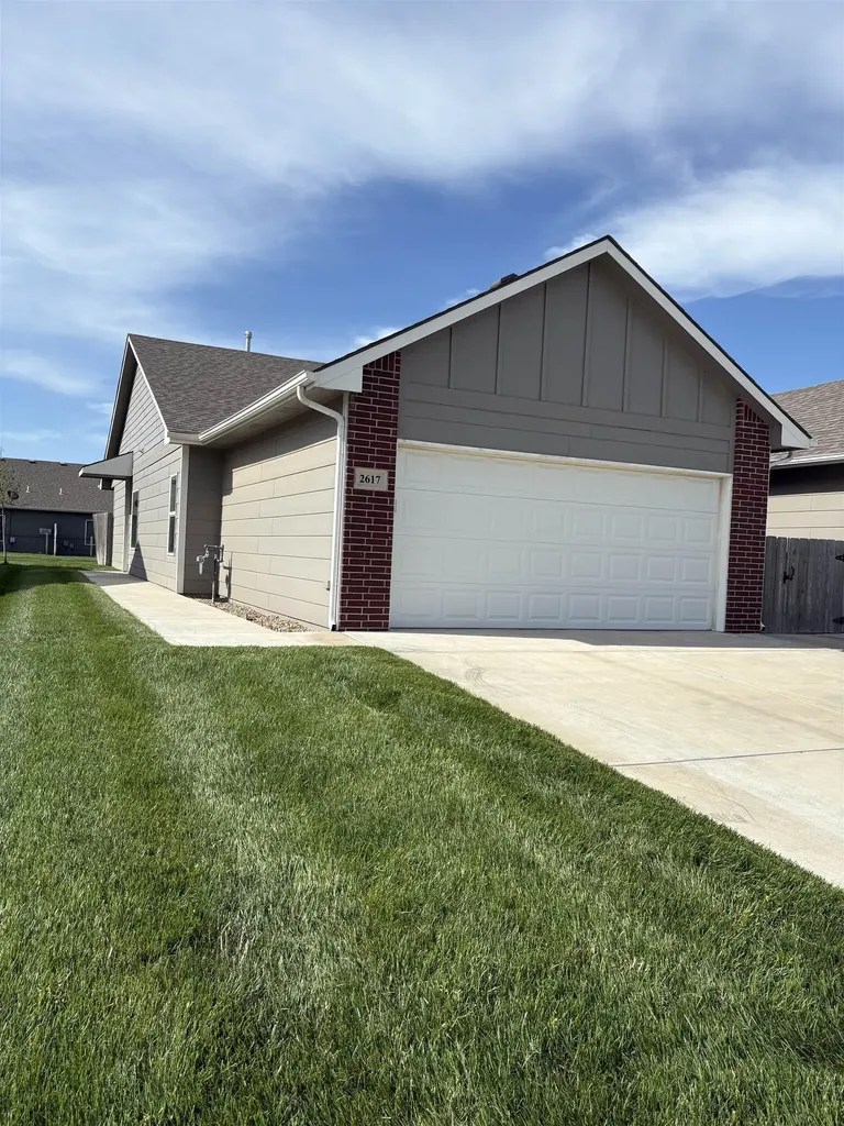 2617-2619 W 55th Street N Wichita KS 67204