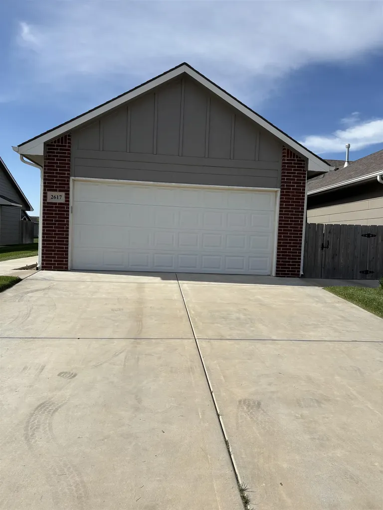 2617-2619 W 55th Street N Wichita KS 67204