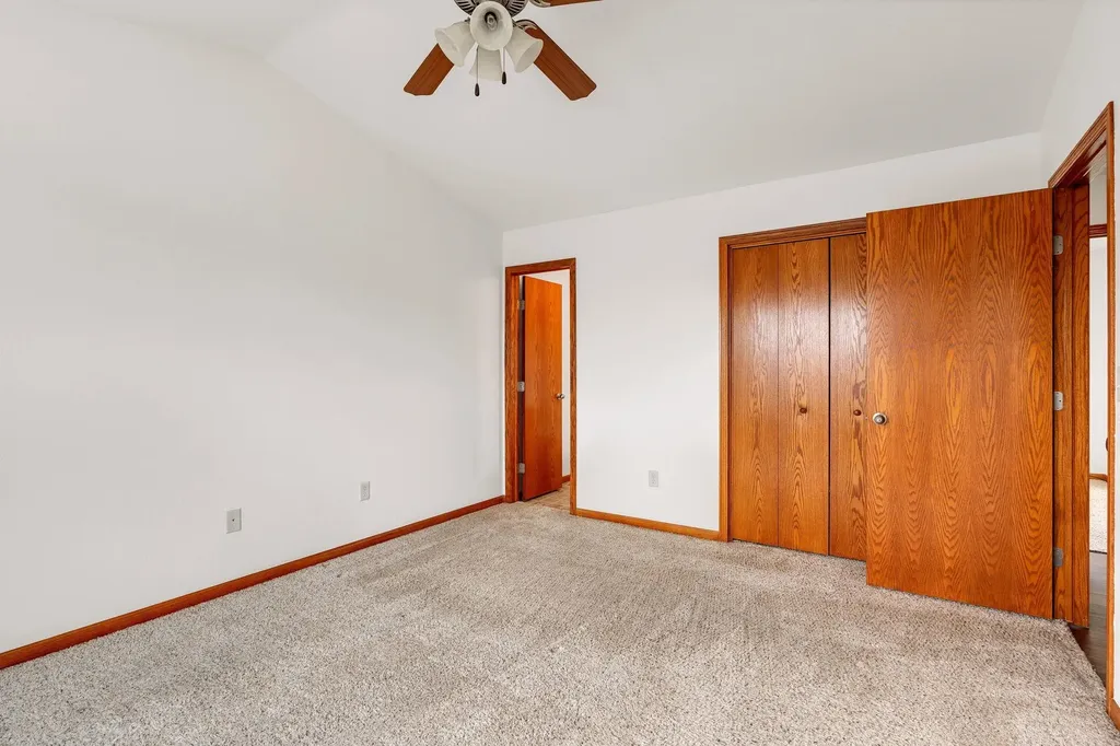 1033 E Bedell Court Augusta KS 67010