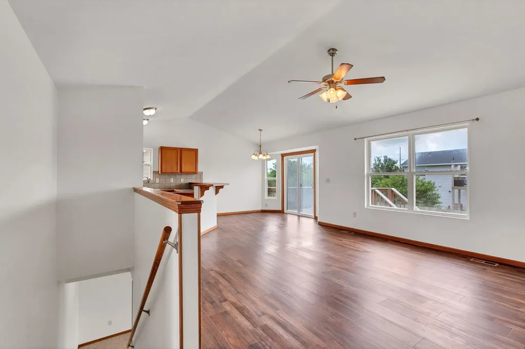 1033 E Bedell Court Augusta KS 67010