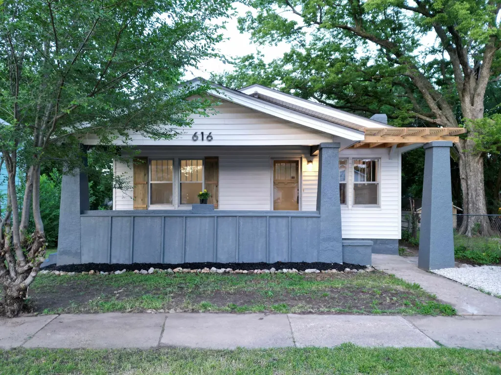 616 N 4th Street Arkansas City KS 67005
