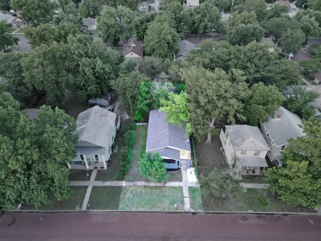 616 N 4th Street Arkansas City KS 67005