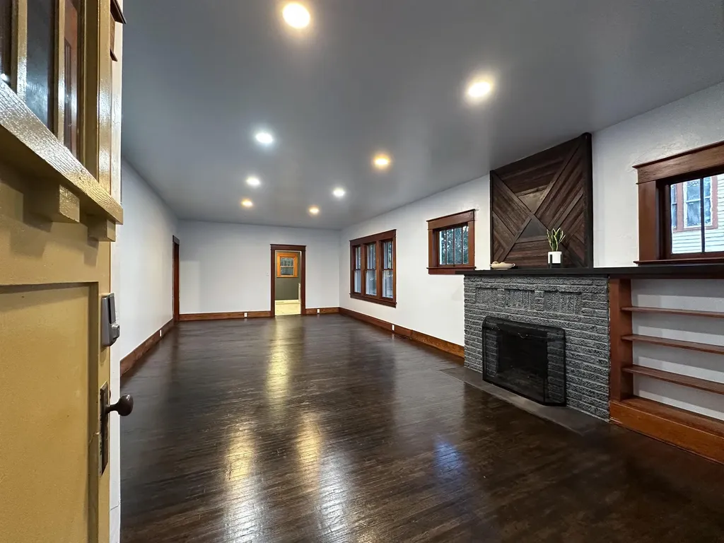 616 N 4th Street Arkansas City KS 67005