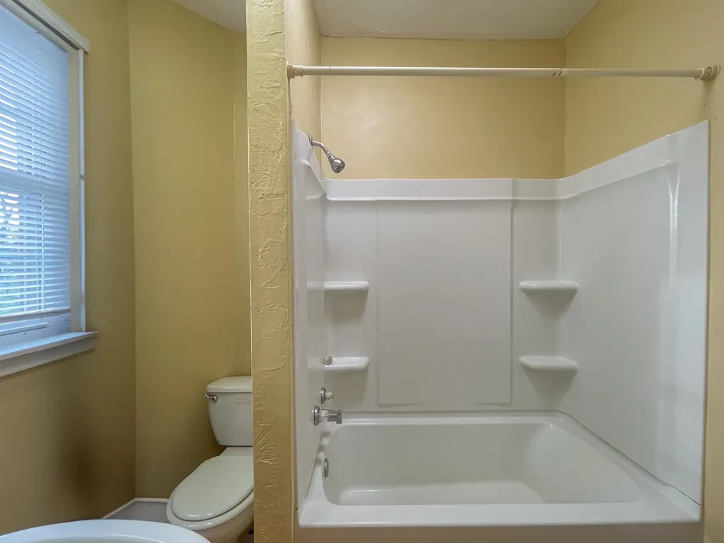 825 N 7th Street Arkansas City KS 67005