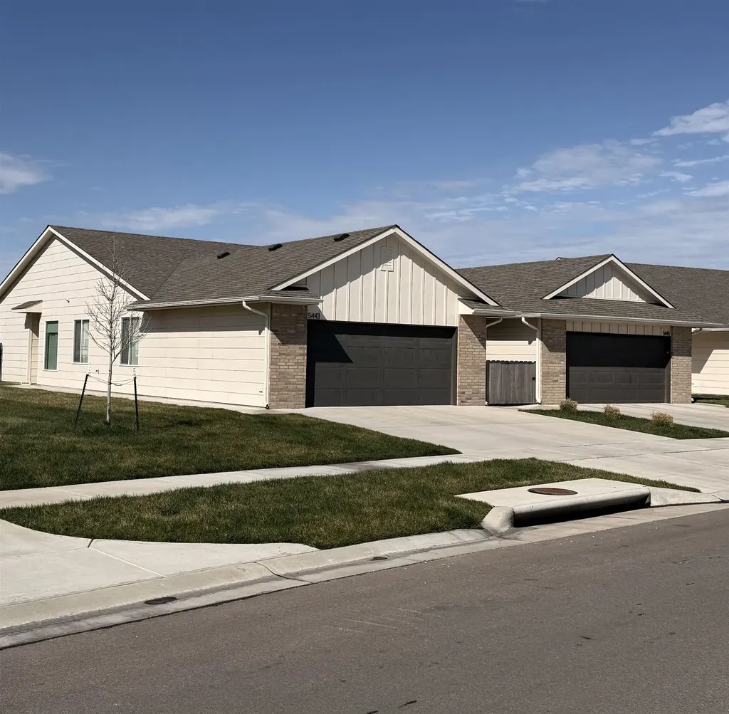 5501-5503 N Sandkey Court Wichita KS 67204