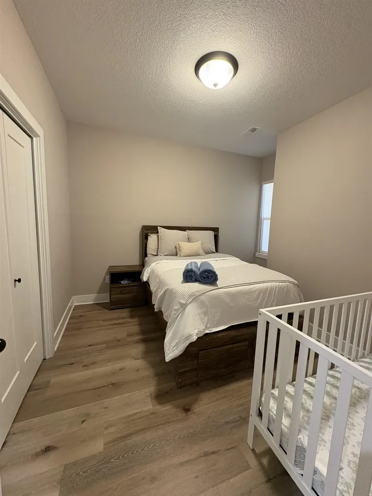 5501-5503 N Sandkey Court Wichita KS 67204