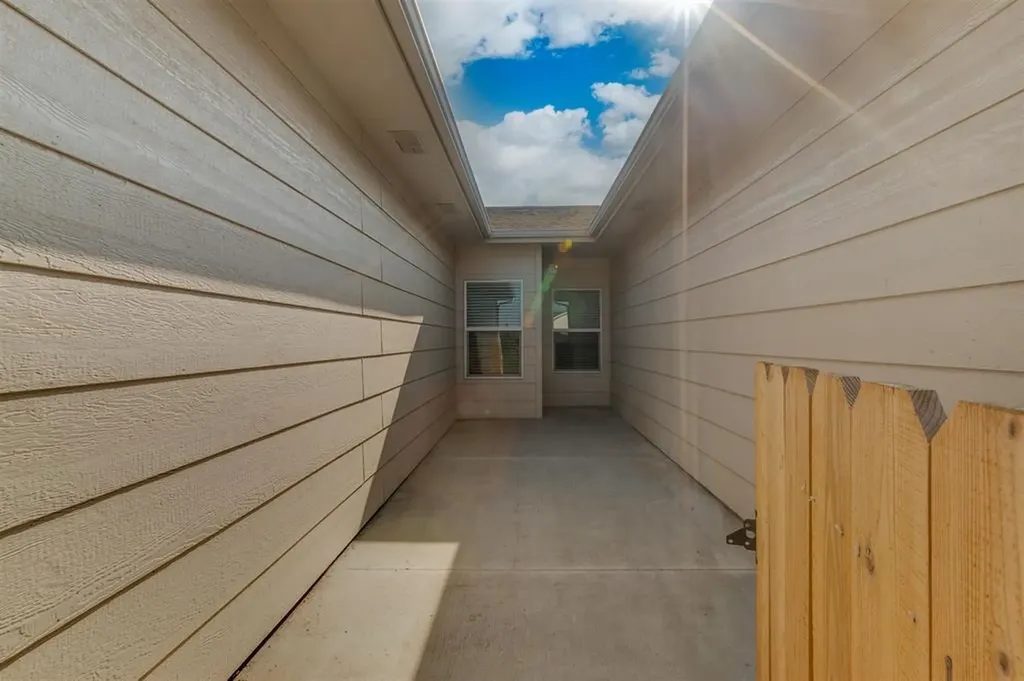 5501-5503 N Sandkey Court Wichita KS 67204