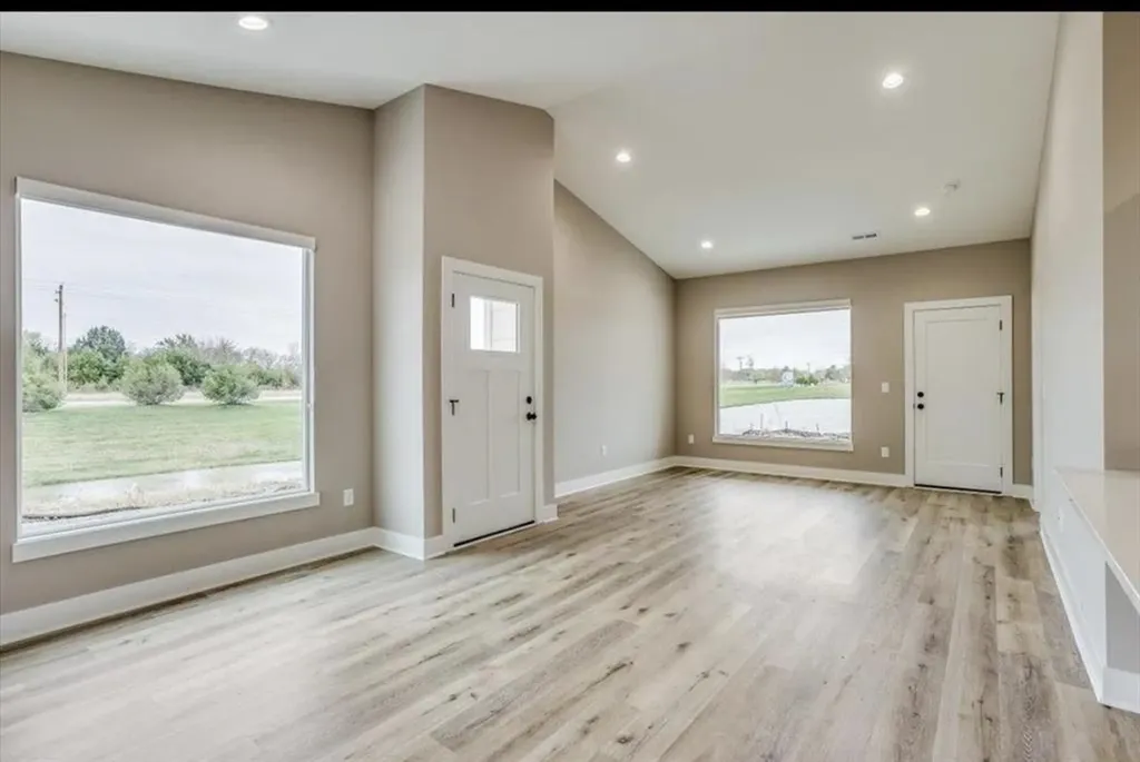 5501-5503 N Sandkey Court Wichita KS 67204