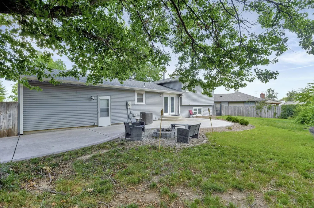 213 Timberlane Court Haysville KS 67060