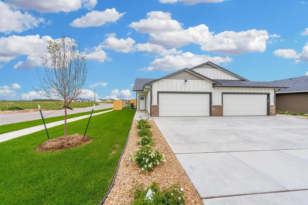 1995 N Reece Street Goddard KS 67052