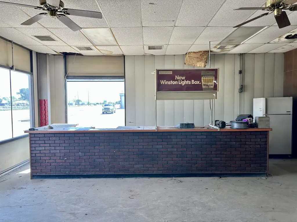 203 W Dean Burrton KS 67020