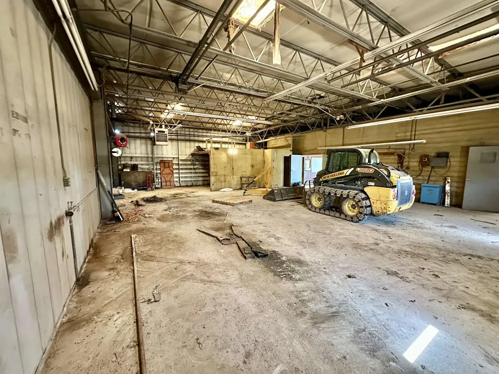 203 W Dean Burrton KS 67020