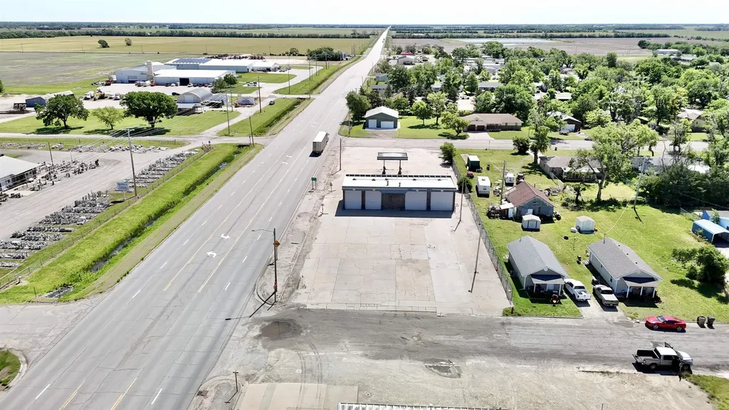 123 W Dean Burrton KS 67020