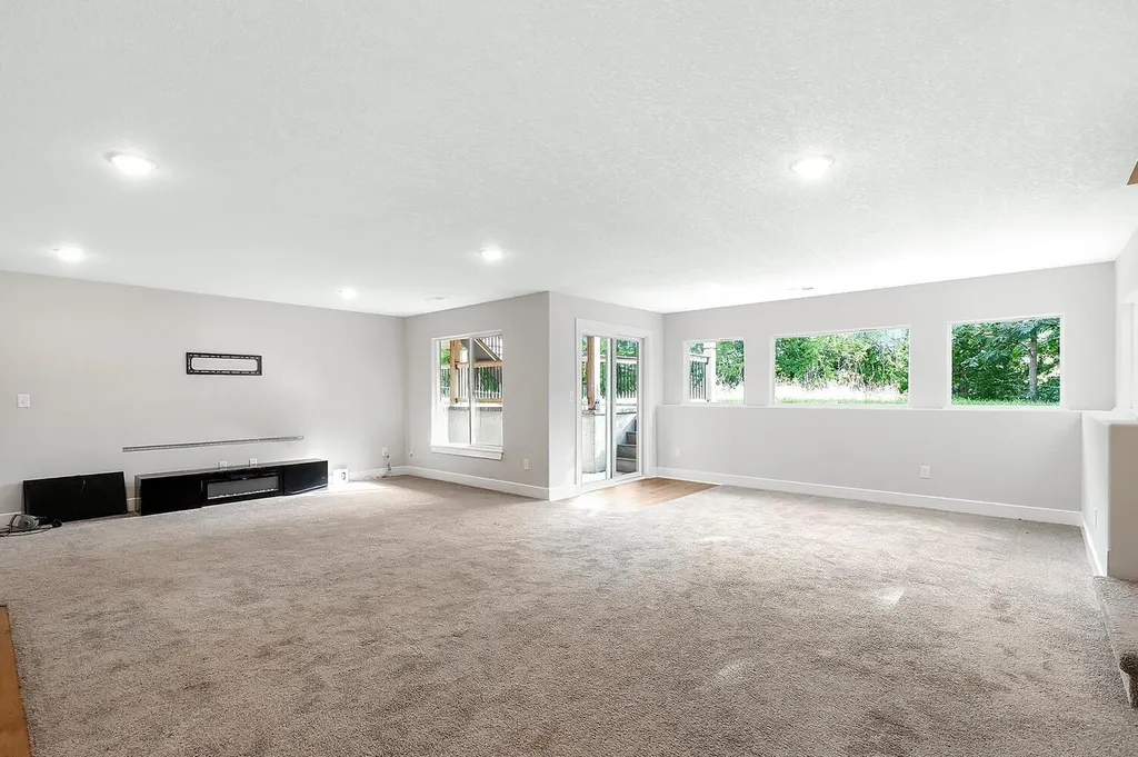 2246 S Nicole Circle Andover KS 67002