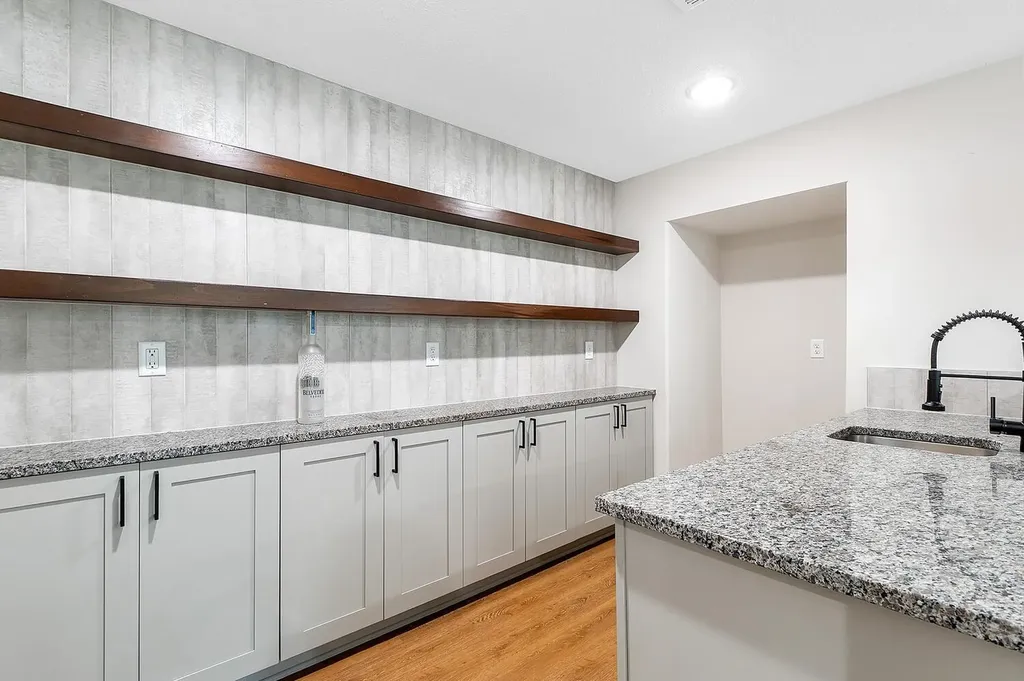 2246 S Nicole Circle Andover KS 67002