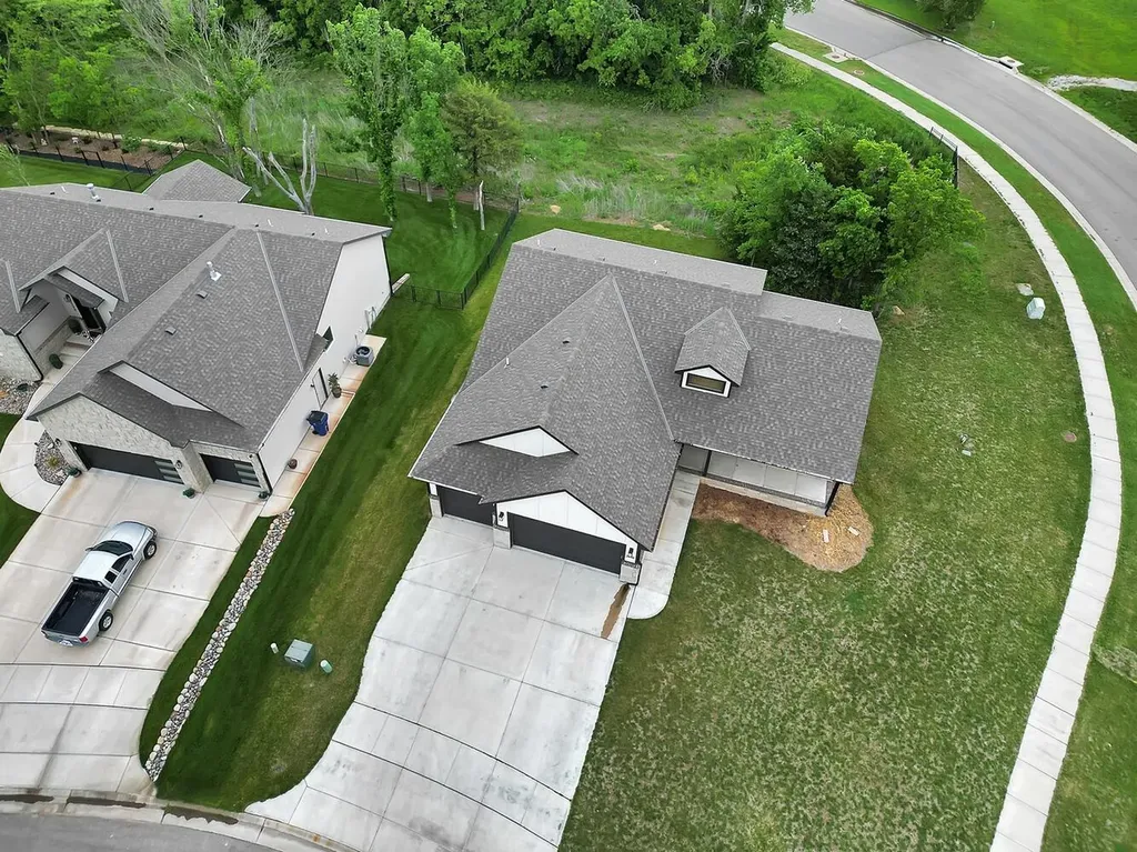 2246 S Nicole Circle Andover KS 67002