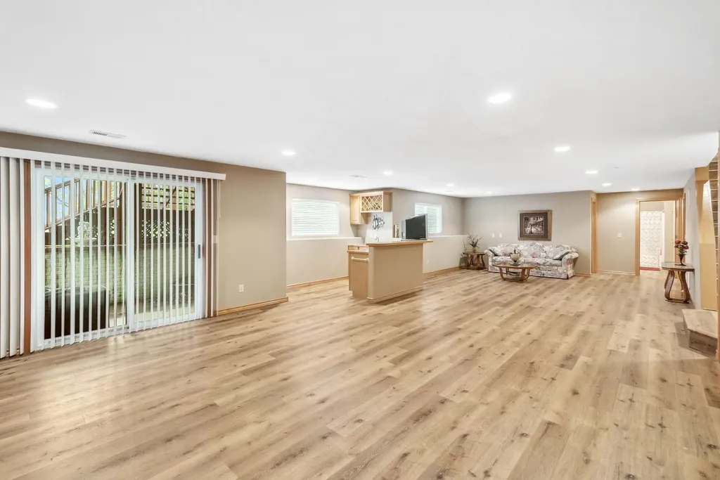 518 Autumn Glen Court Newton KS 67114