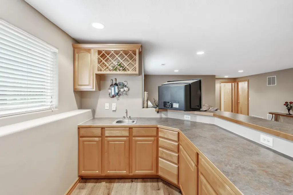 518 Autumn Glen Court Newton KS 67114