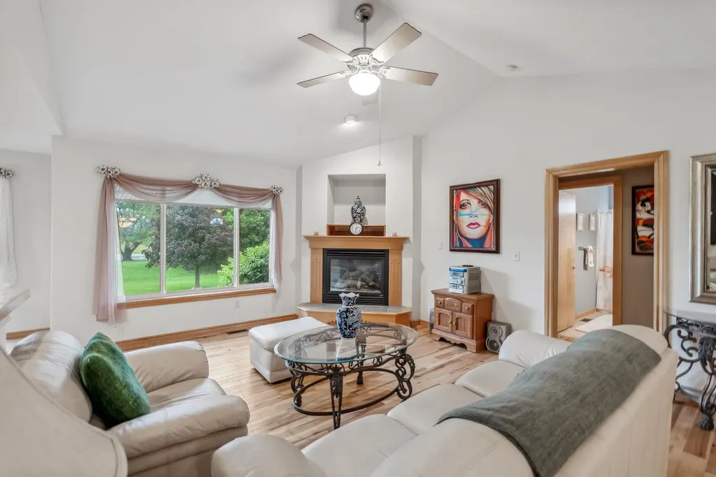 518 Autumn Glen Court Newton KS 67114