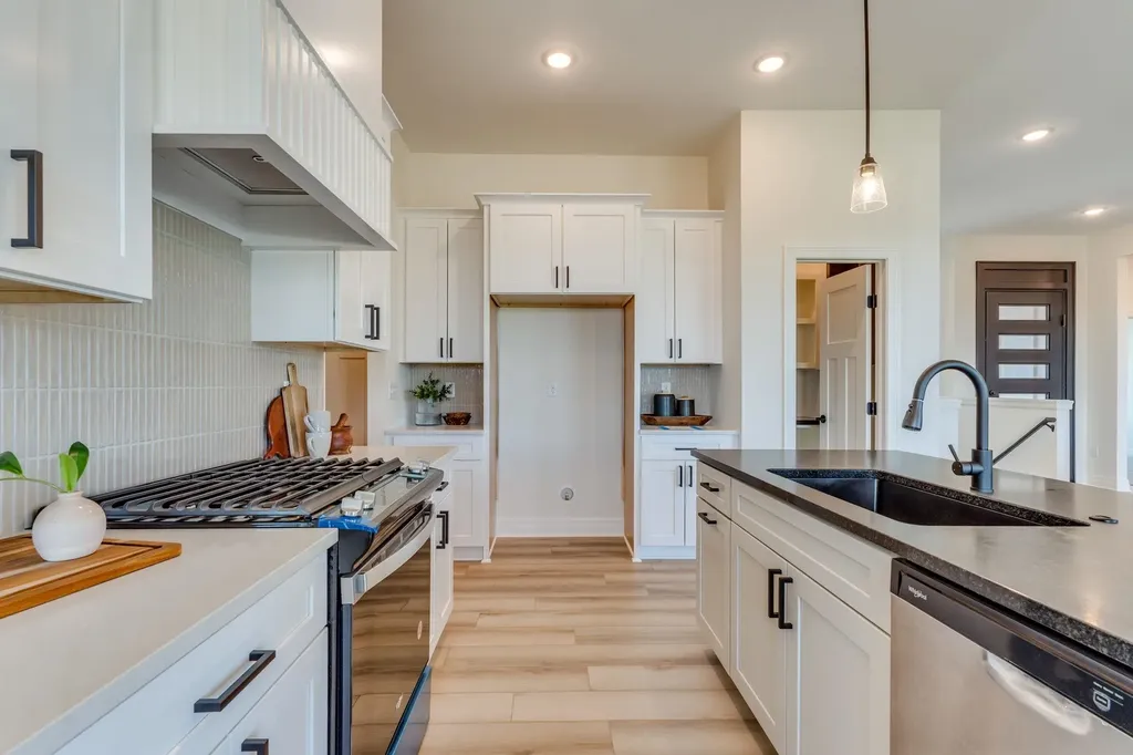 100 S Wellcrest Court Wichita KS 67052