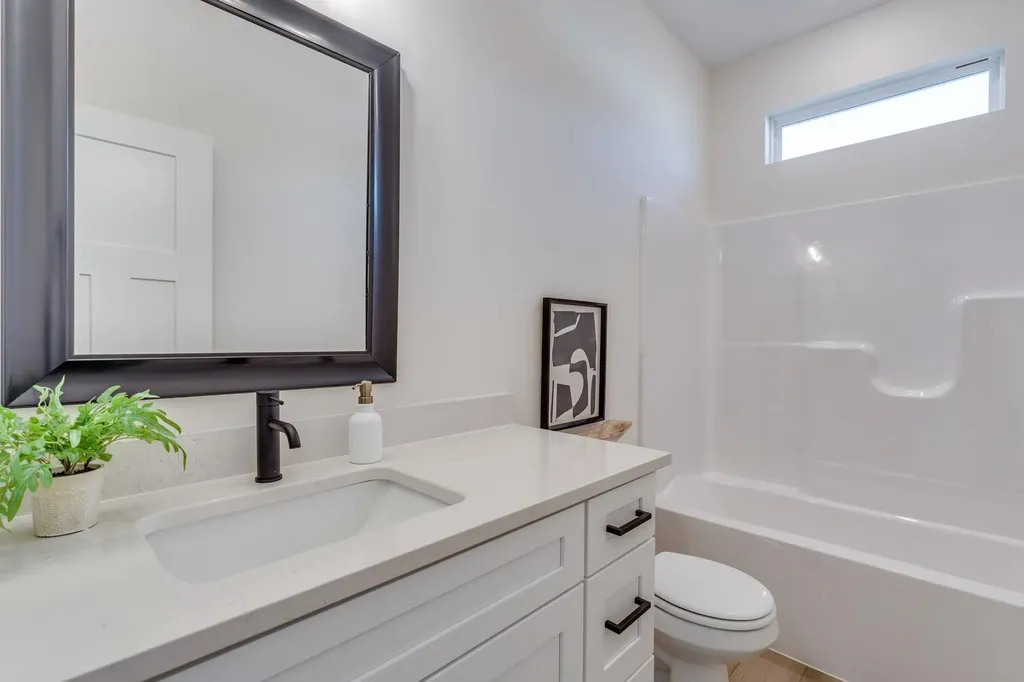 100 S Wellcrest Court Wichita KS 67052