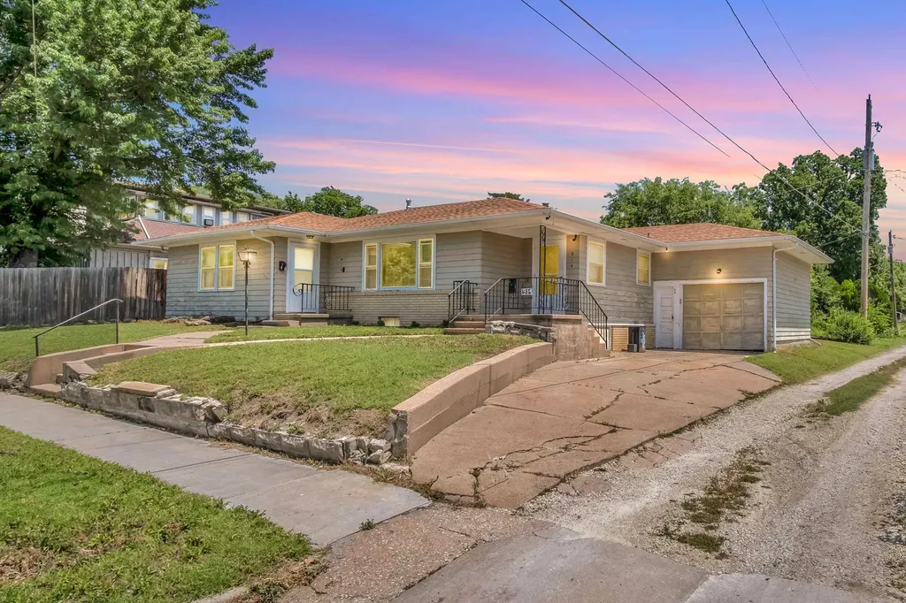 914-916 N Pine Street Newton KS 67114
