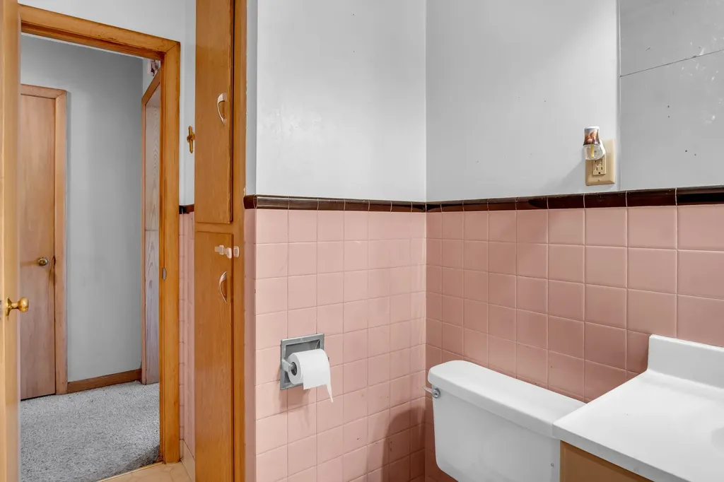 914-916 N Pine Street Newton KS 67114