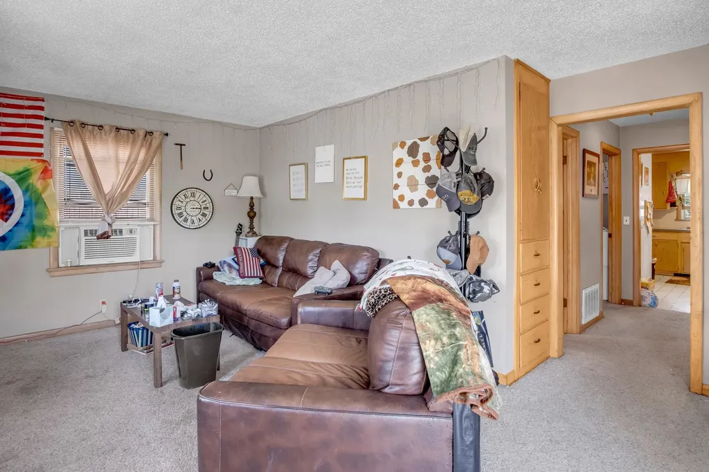 914-916 N Pine Street Newton KS 67114