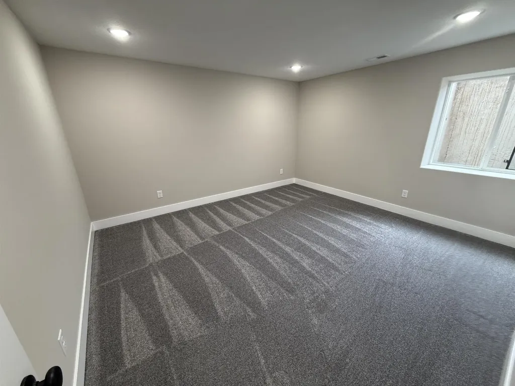 102 E Poplar Court Goddard KS 67052
