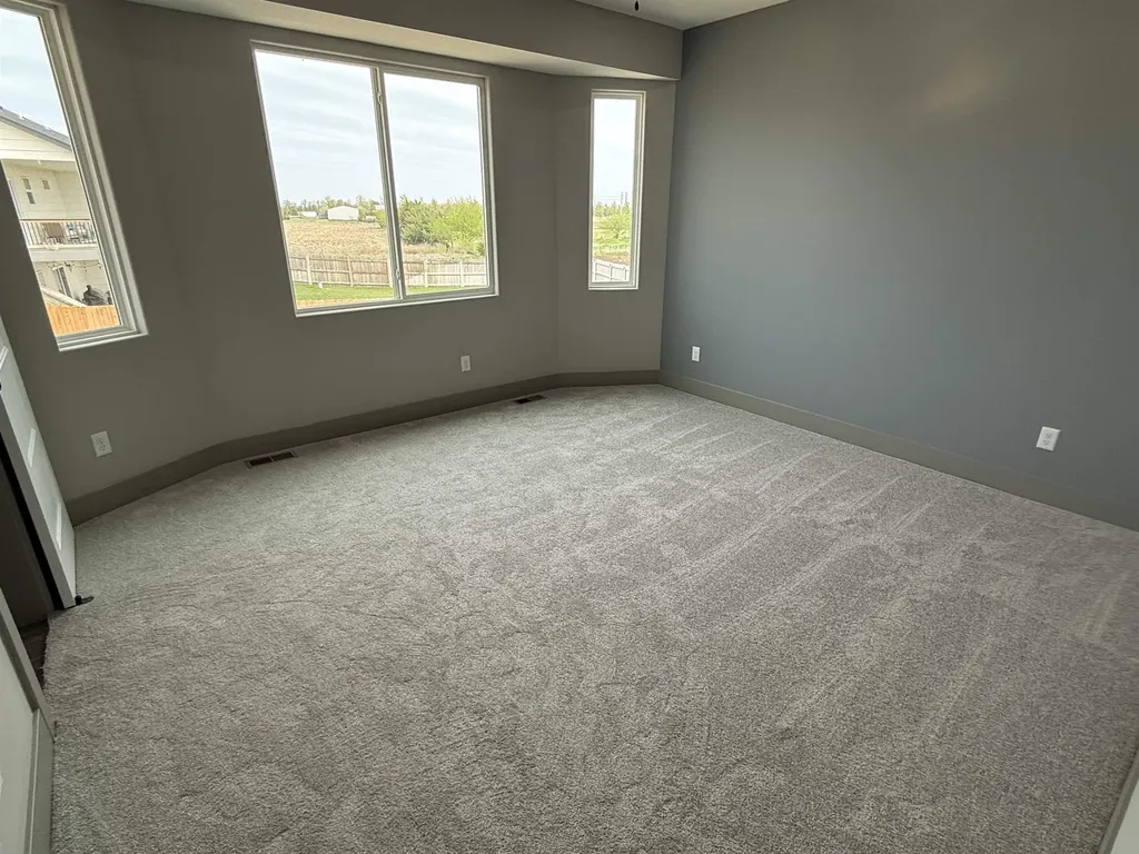 130 E Poplar Circle Goddard KS 67052
