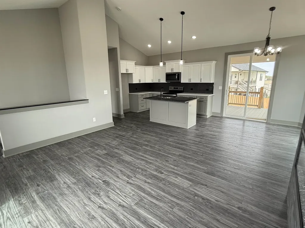 130 E Poplar Circle Goddard KS 67052