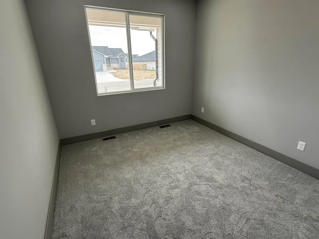 130 E Poplar Circle Goddard KS 67052