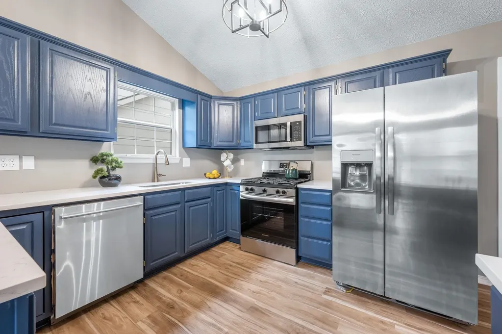 7025 E 39th Street N Wichita KS 67226