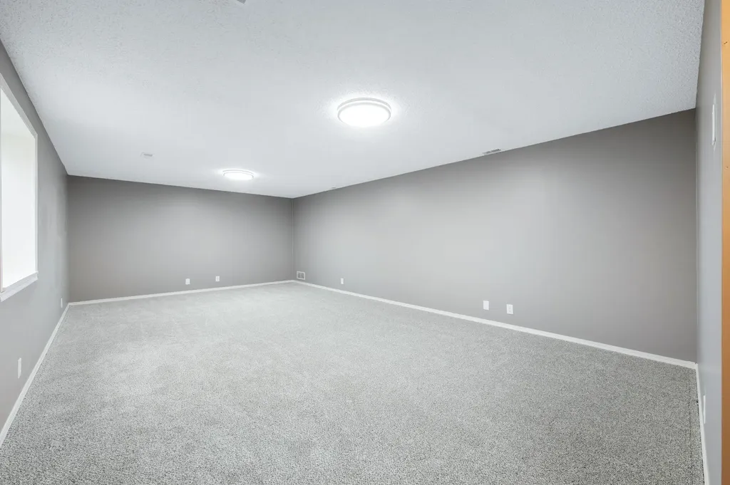 7025 E 39th Street N Wichita KS 67226