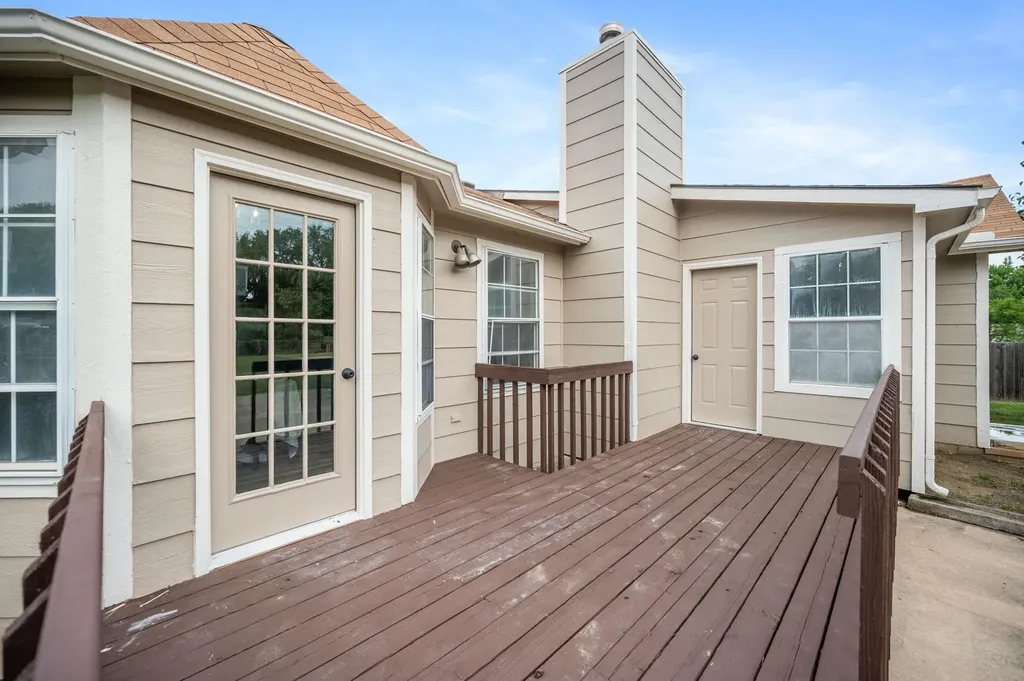 7025 E 39th Street N Wichita KS 67226