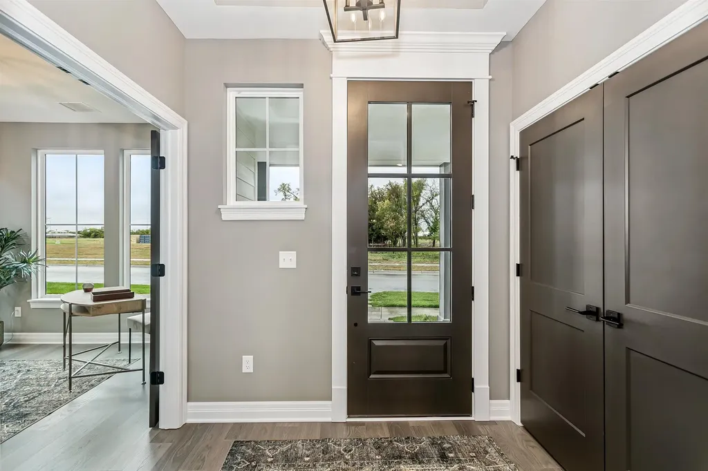 2834 W Shearwater Wichita KS 67204