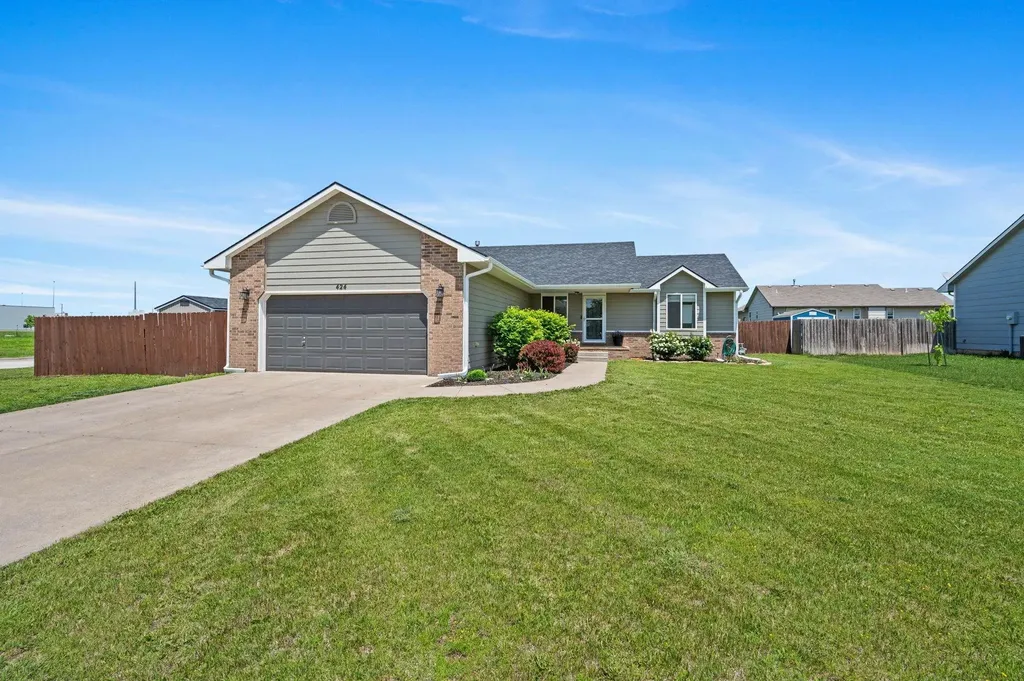 424 Wheatridge Drive Newton KS 67114