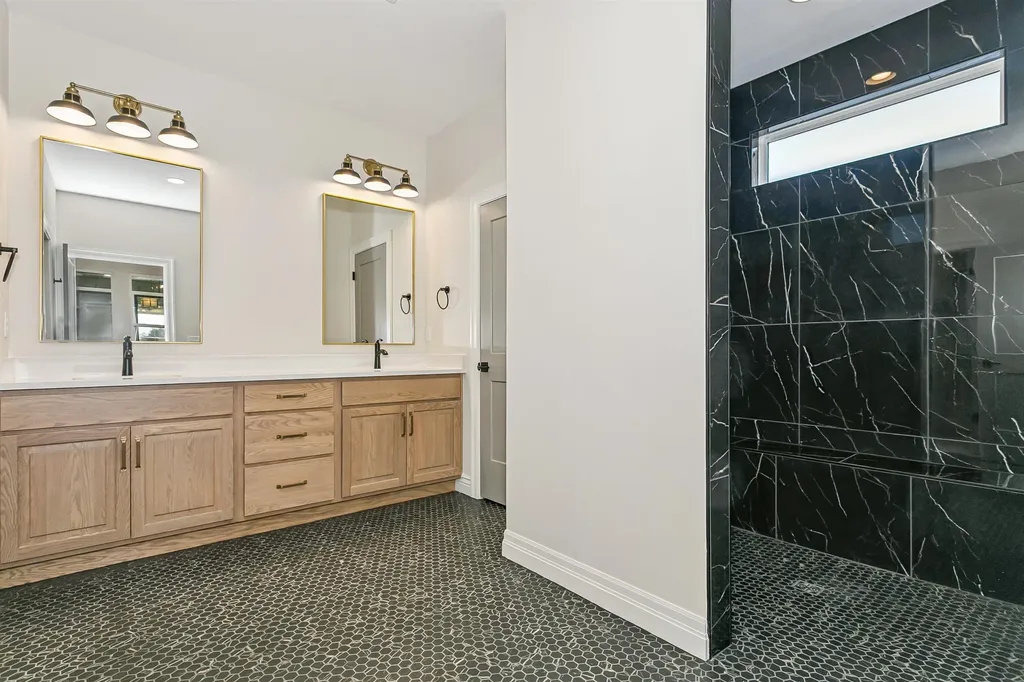 2722 W Shearwater Street Wichita KS 67204