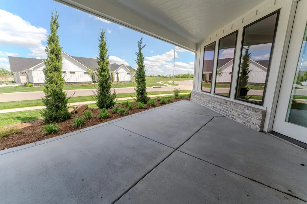 2718 W Shearwater Street Wichita KS 67204