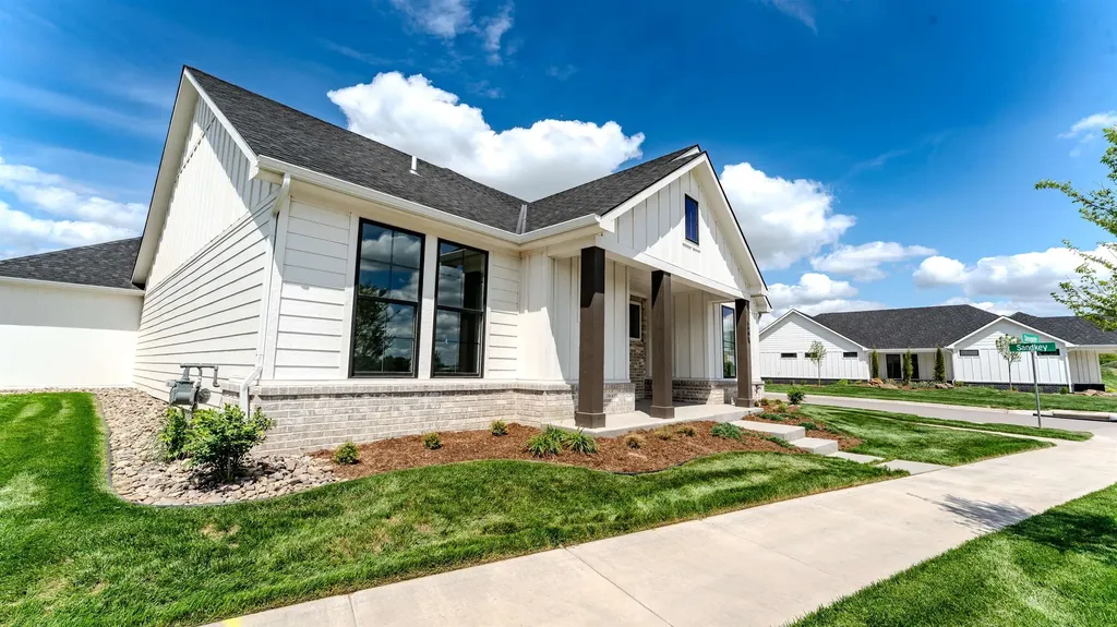 2718 W Shearwater Street Wichita KS 67204
