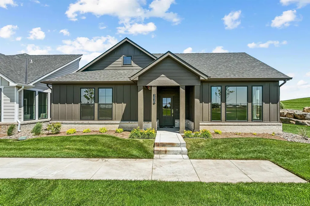 2620 W Shearwater Street Wichita KS 67204