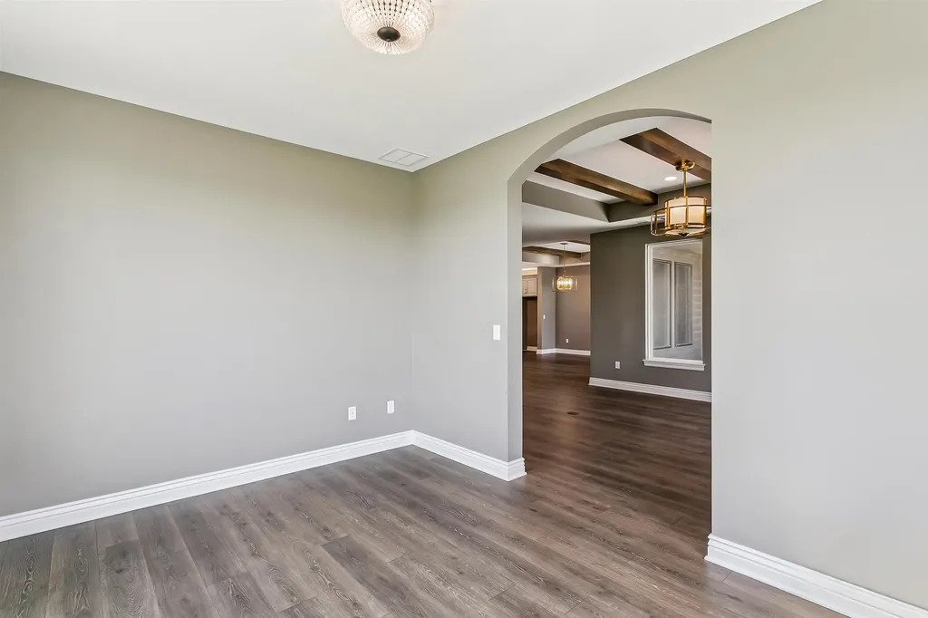 2620 W Shearwater Street Wichita KS 67204