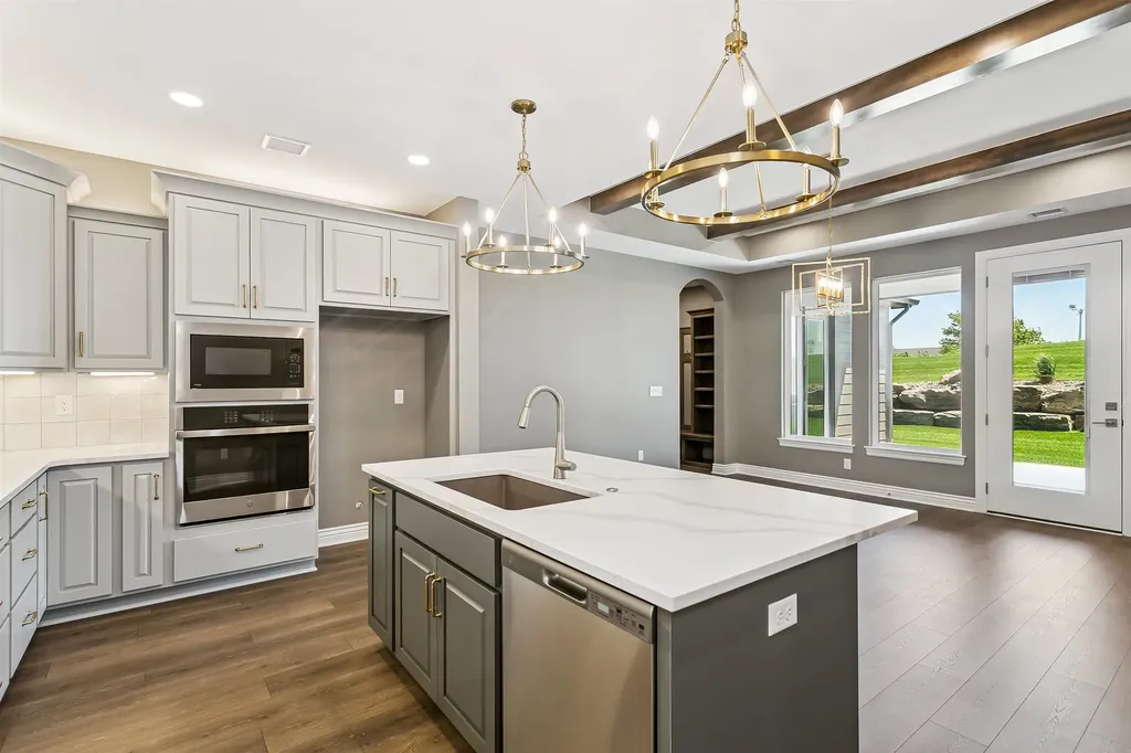 2620 W Shearwater Street Wichita KS 67204