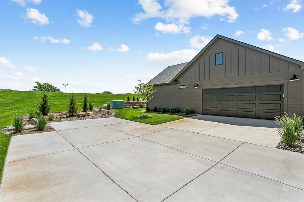 2620 W Shearwater Street Wichita KS 67204