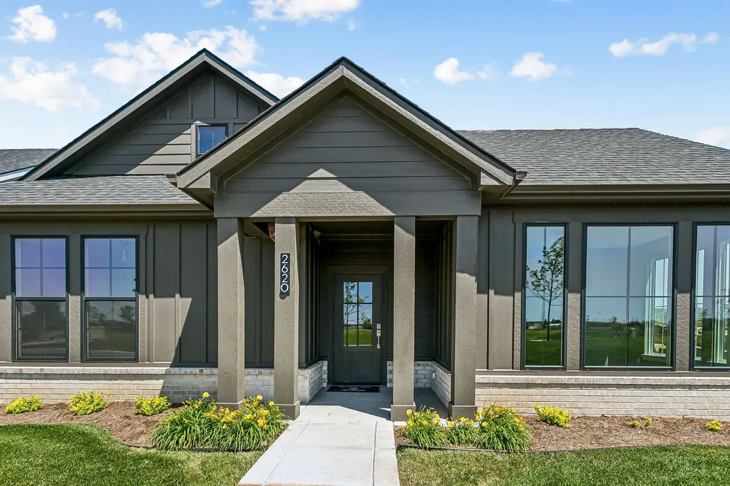 2620 W Shearwater Street Wichita KS 67204