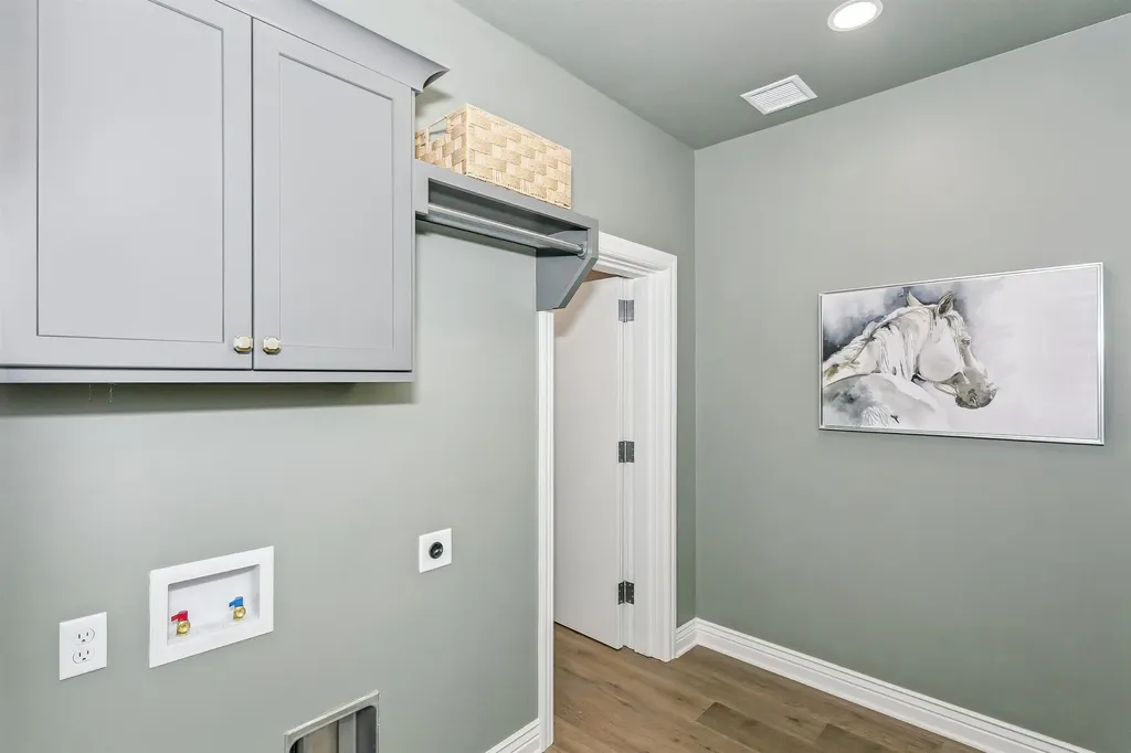 2624 W Shearwater Wichita KS 67204